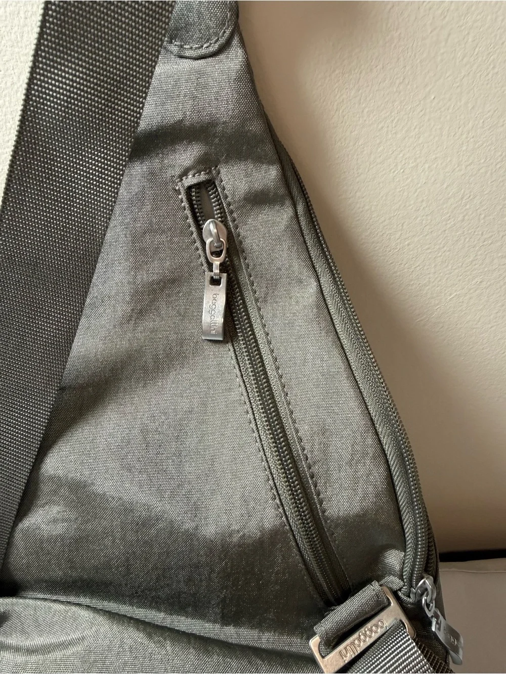 Baggalini Mini Sling Bag in Charcoal - Picture 6 of 7